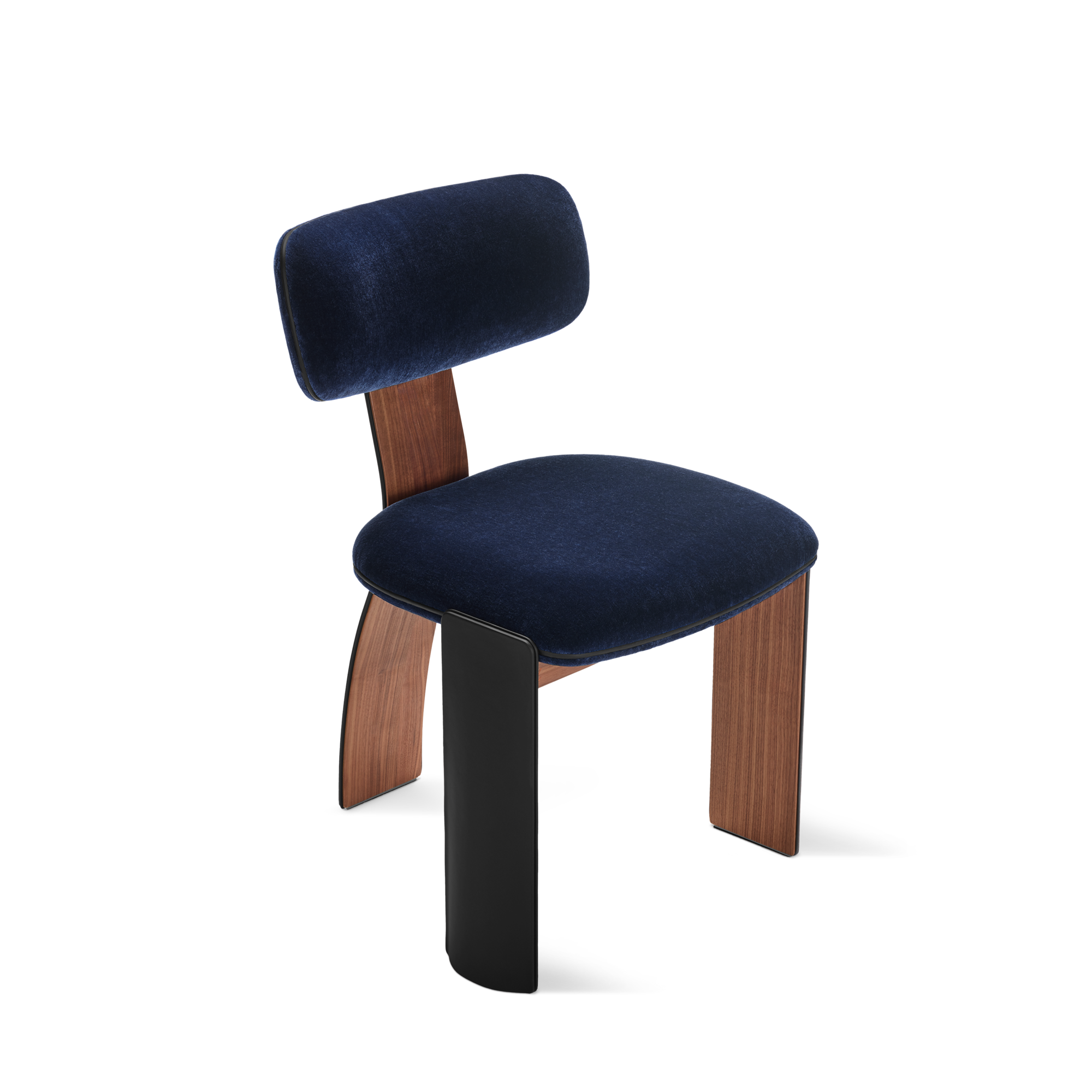 Furniture Collection for Trunks, Travel and Home | LOUIS VUITTON